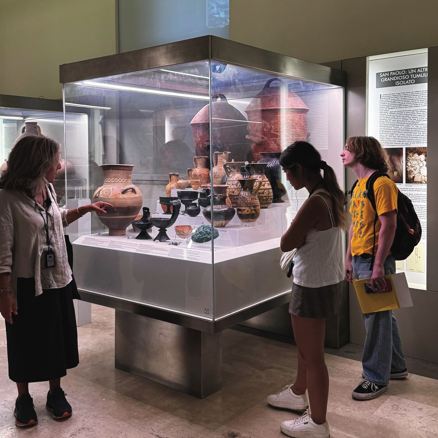 Visit to Museo di Valle Giulia to see Etruscan pottery and artifacts