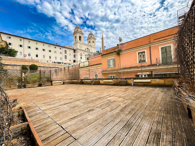 One of Temple Rome's panoramic terraces with a view of Piazza Trinità dei Monti. 