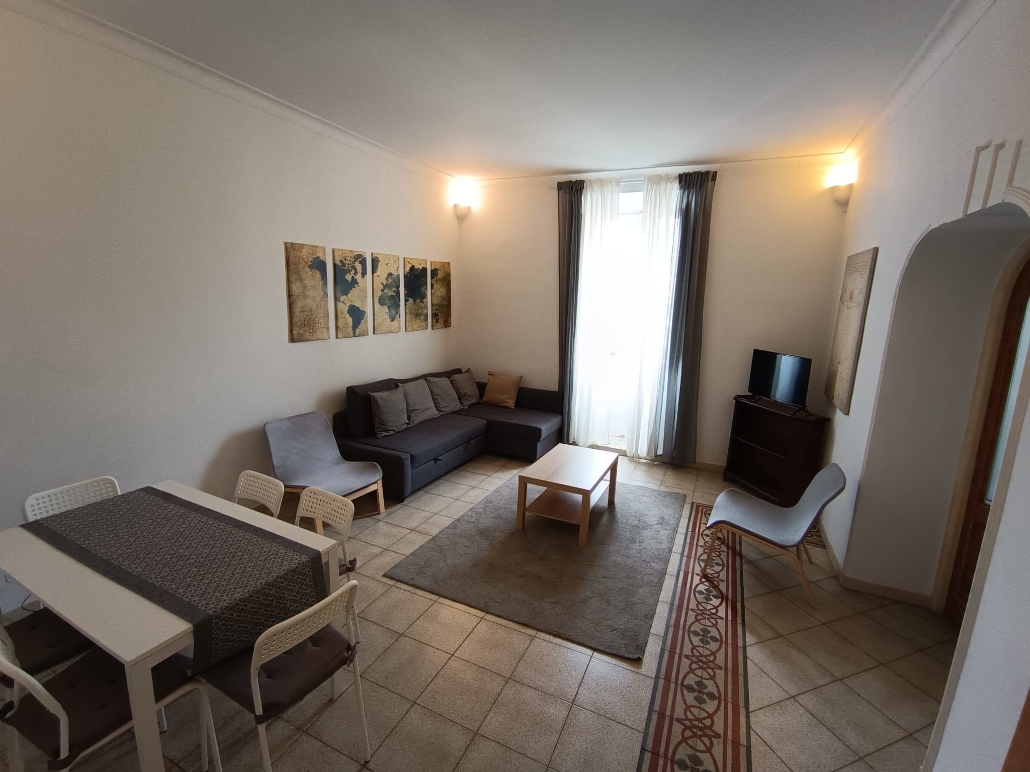 SHR Apartments